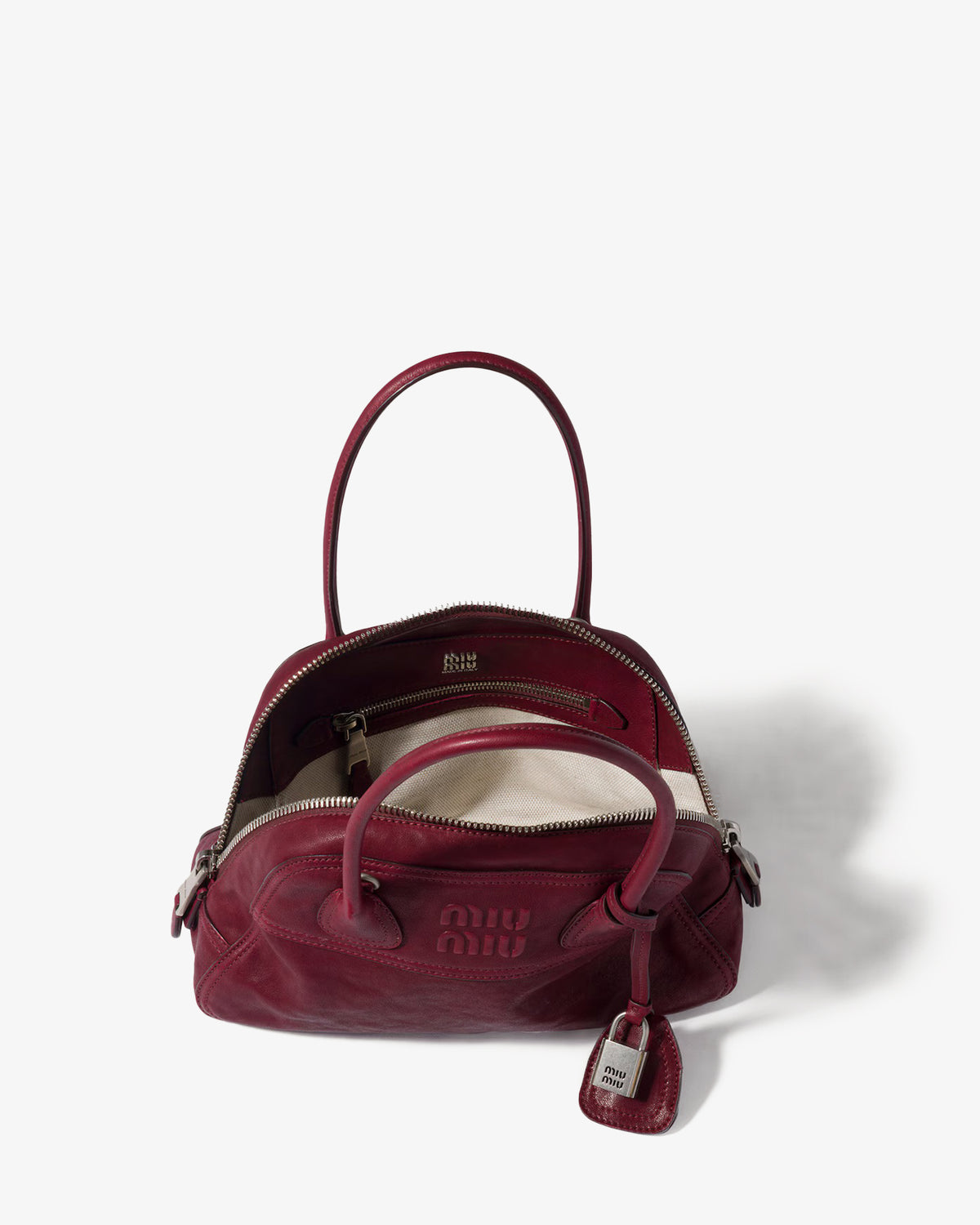MIU MIU Vivant Nappa Aviato Bag Amaranto