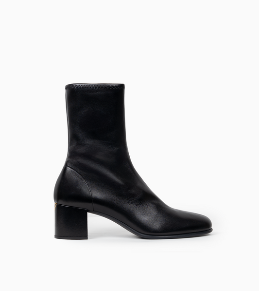 PRADA ANKLE BOOTS NAPPA STRECTCH NERO