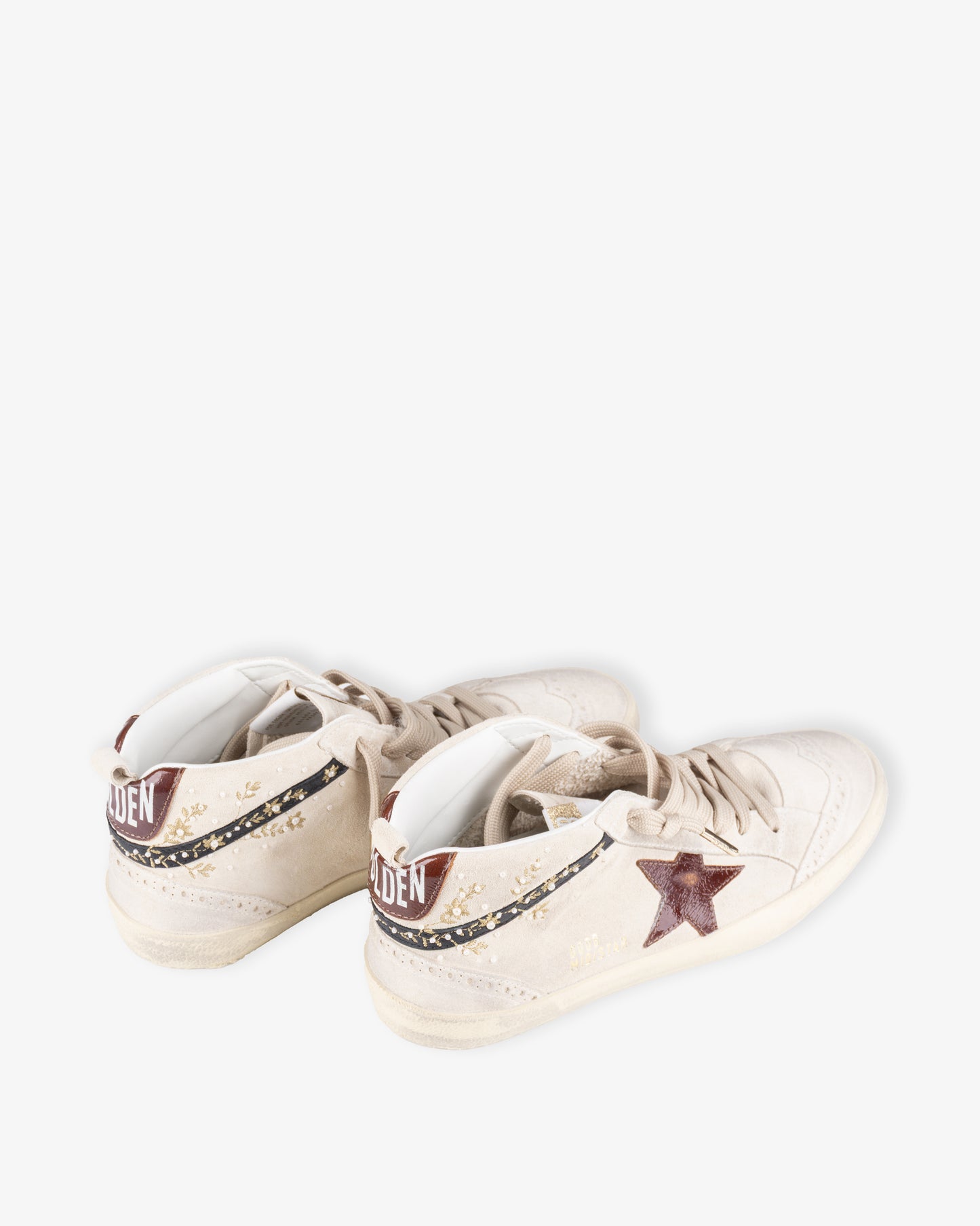 GOLDEN GOOSE Mid Star Suede Upper Naplack Star & Heel Nappa with Embroidery and Beads Wave
