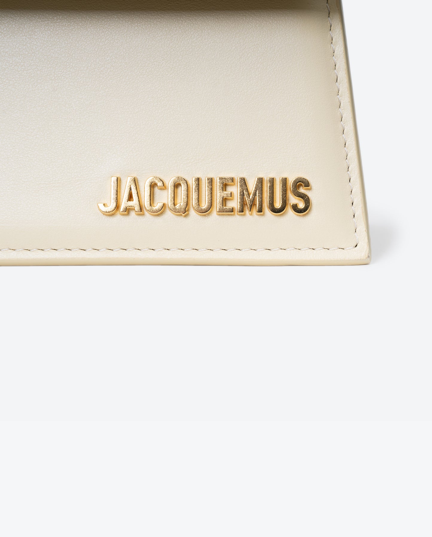 JACQUEMUS Le Chiquito Moyen Ivory